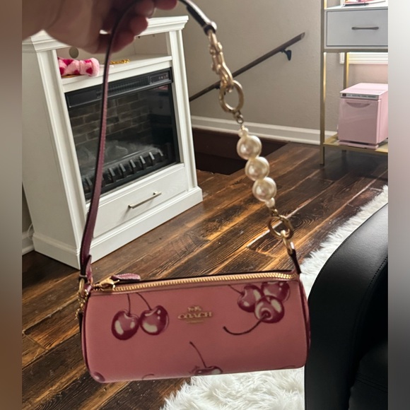 Coach Pink Crossbody Bag with Chain Strap - Picture 2 of 5